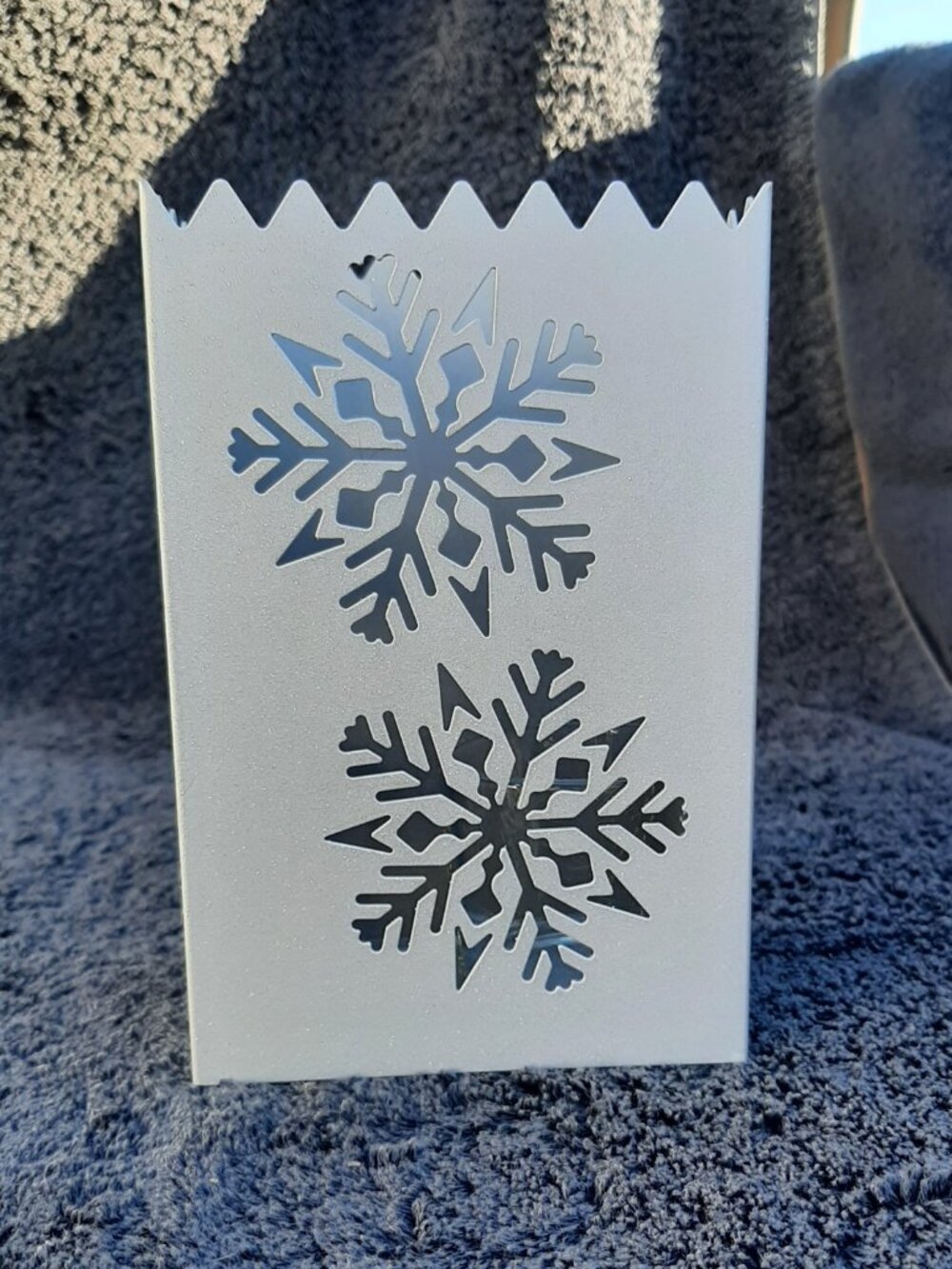 Partylite Snowflake Luminary Metal Cutout Candle Holder With Votive Cup P7907